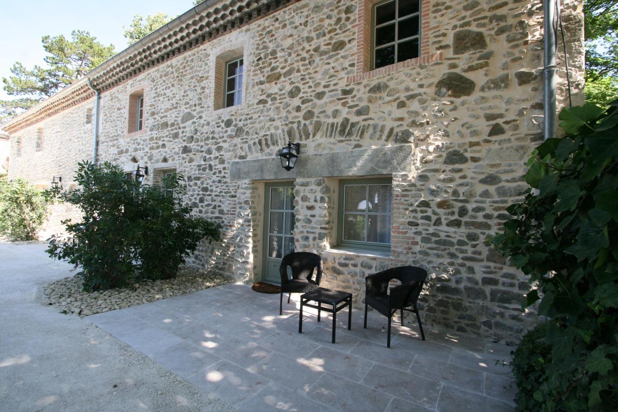 Chateau Les Oliviers De Salettes Charols Δωμάτιο φωτογραφία